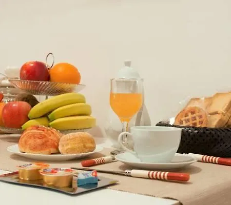 Alojamento de Acomodação e Pequeno-almoço Trastevere In Bed 2*